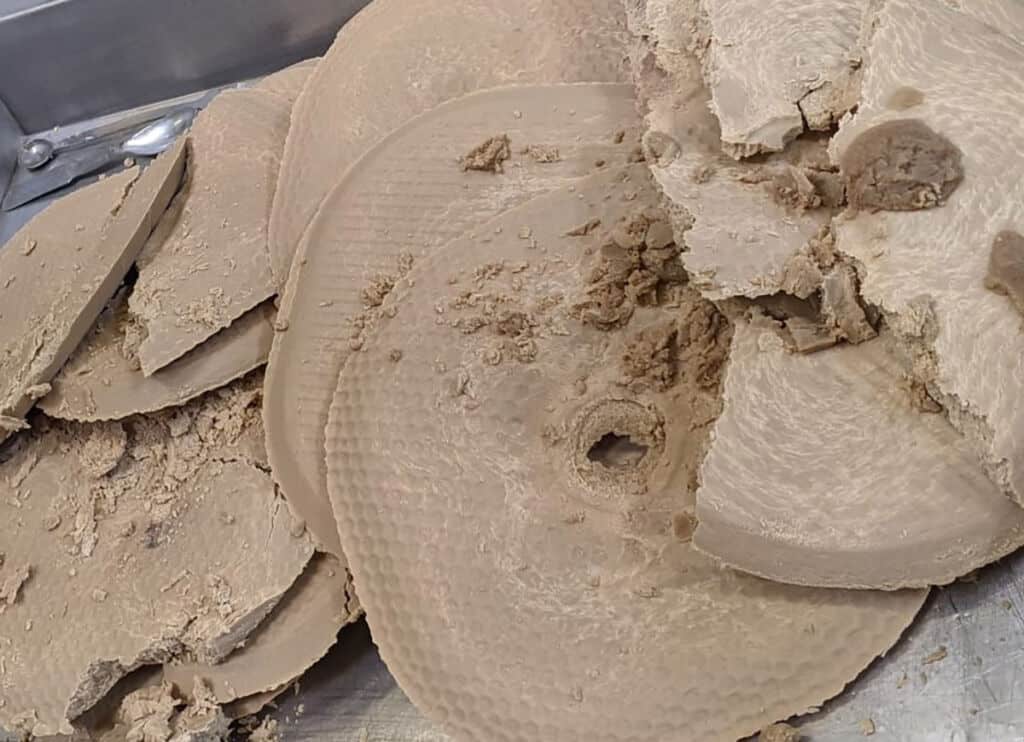 Grootschalige productie van bioplastics uit reststromen stap dichterbij
